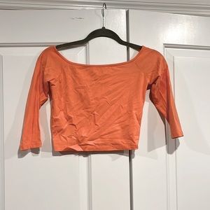 Hollister coral crop top quarter length sleeve size medium